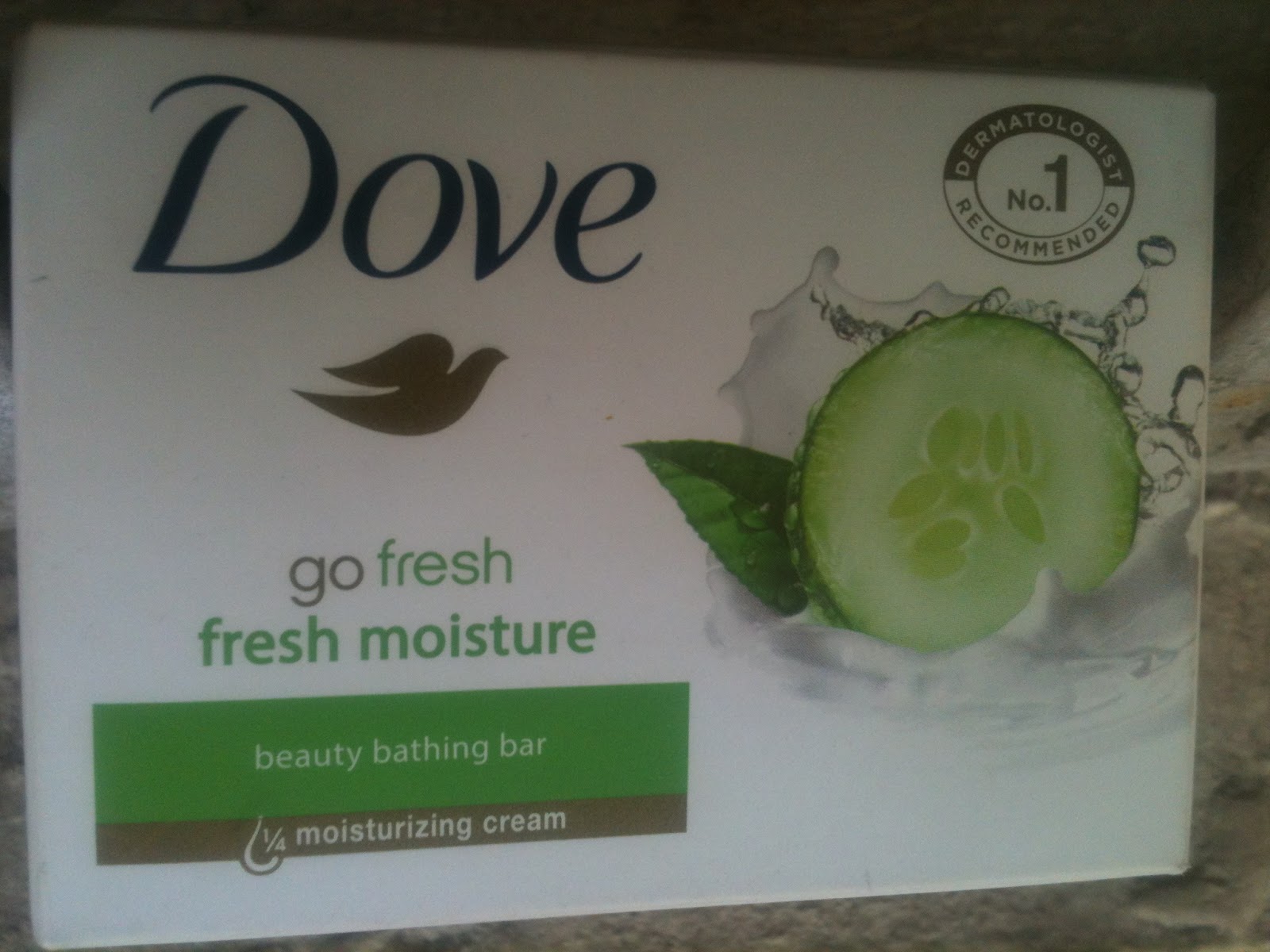 to my world Sri Sri Ayurveda Sandal Soap vs Dove Soap