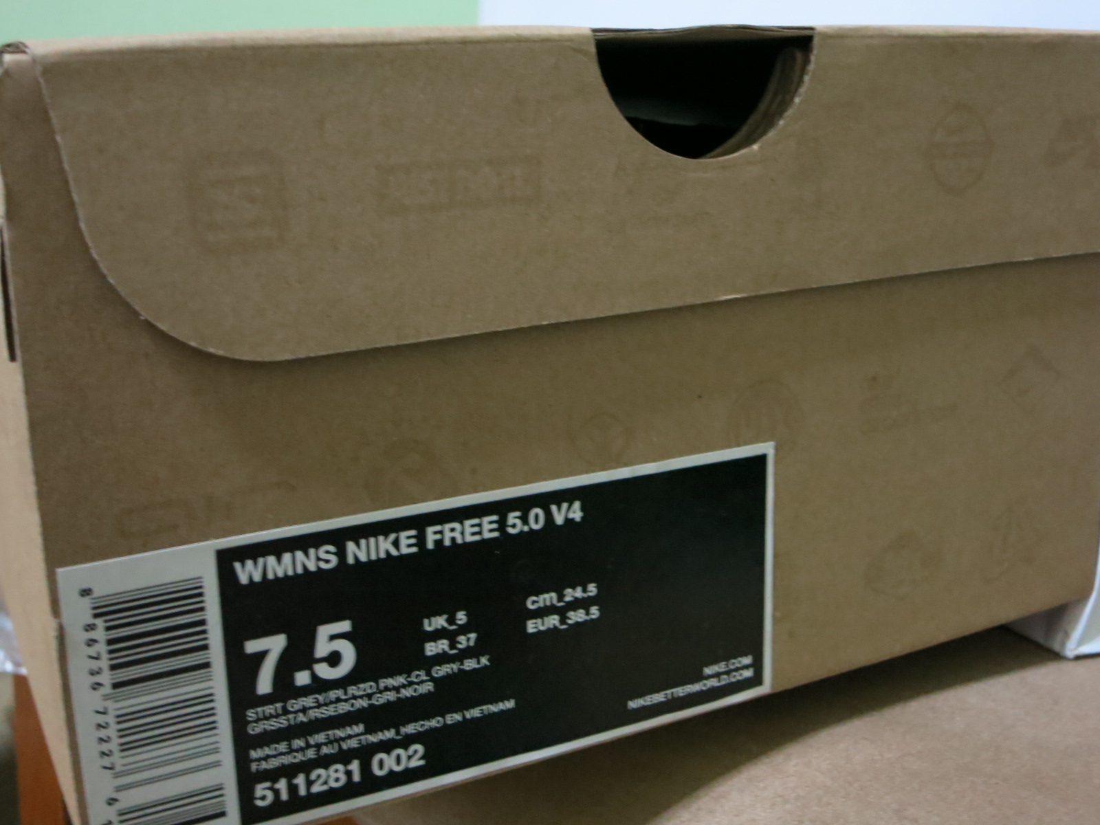 good nike soccer cleats for wide feet