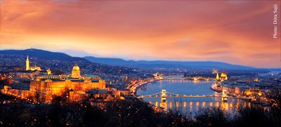  Hungarian capital of Budapest and Danube　