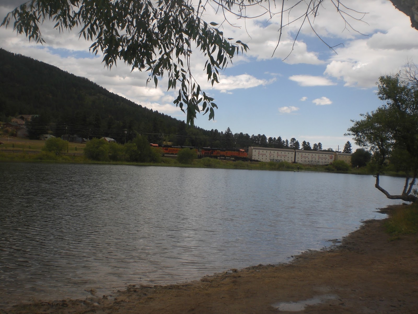 Tragedy and Triumph Kayaking at Palmer Lake 82816