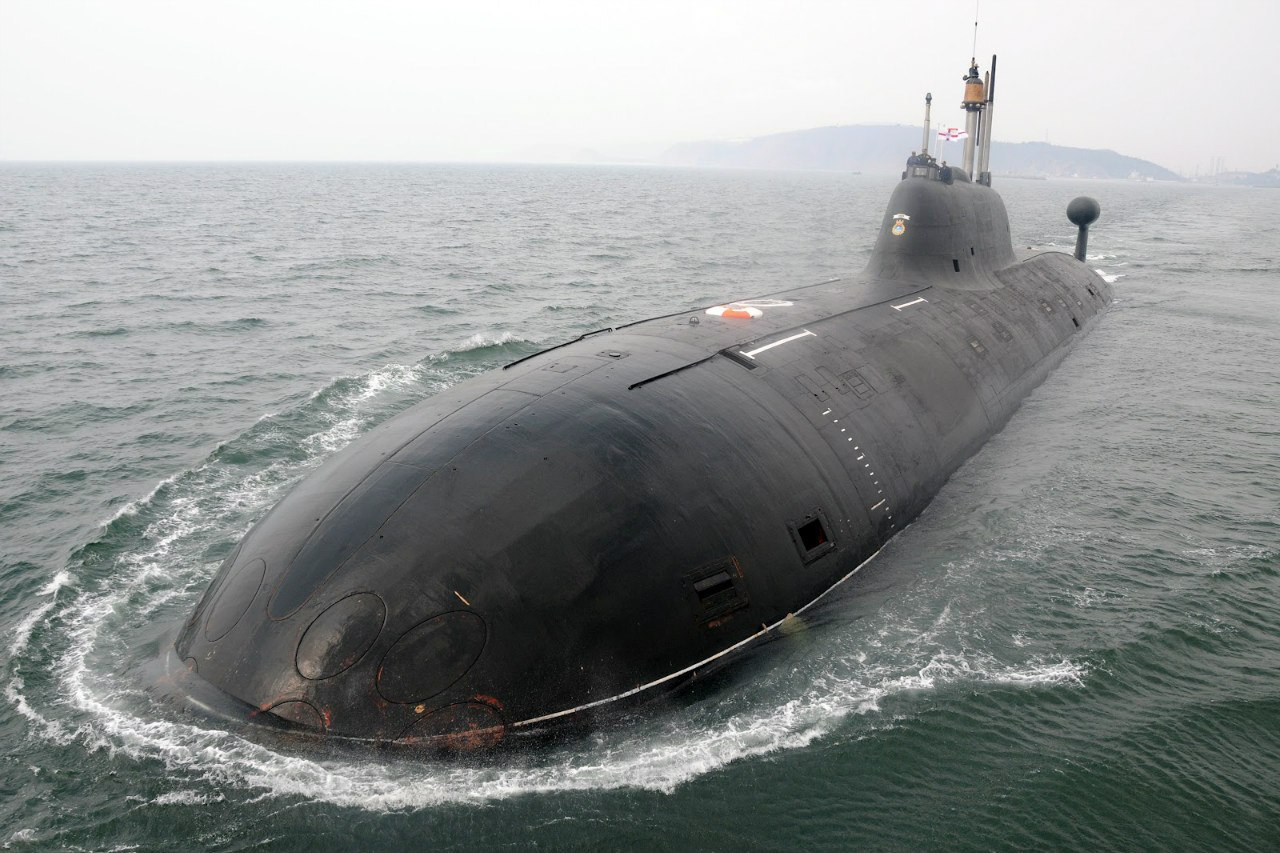 British sailors noticed Russian submarines in the Mediterranean Sea 10/30/2016 76 British sailors noticed Russian submarines in the Mediterranean Sea 10/30/2016 90