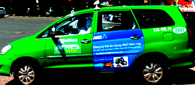 quảng cáo trên taxi