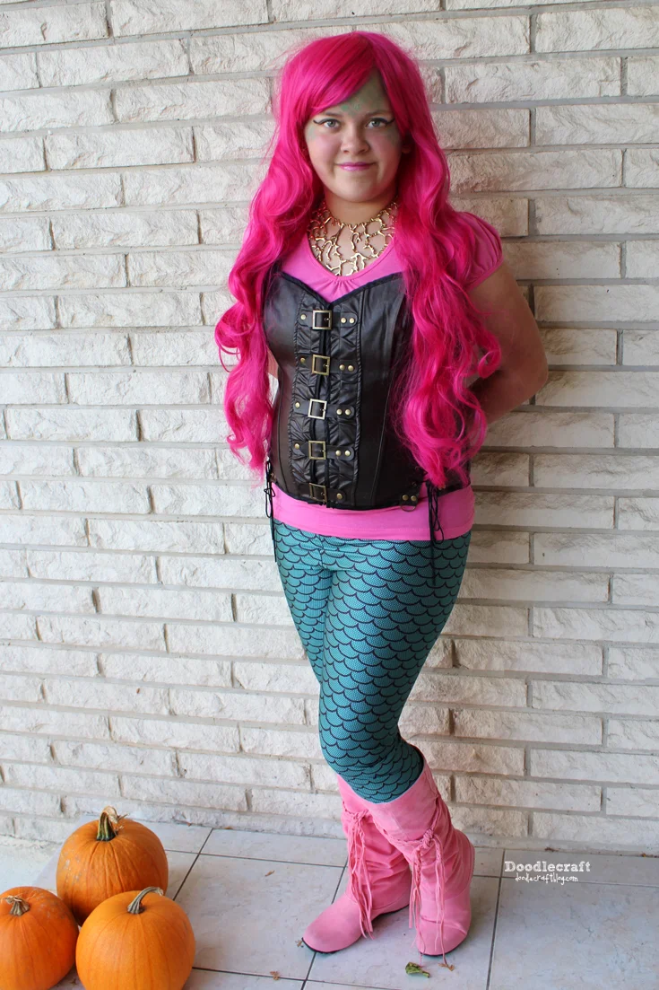 http://www.doodlecraftblog.com/2016/09/steampunk-teen-mermaid-costume.html
