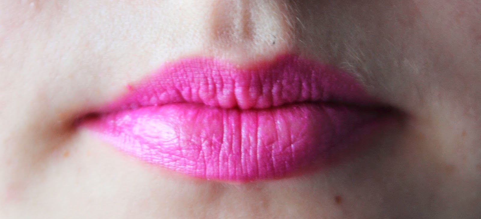 różowe usta