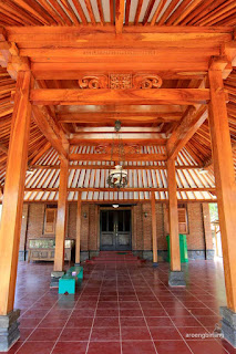 makam panembahan kalibening banyumas