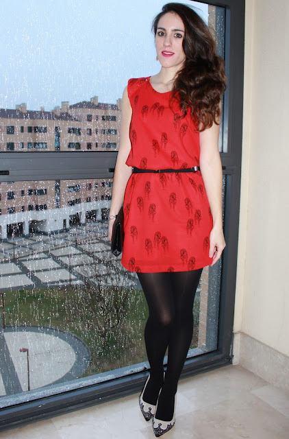 look con vestido rojo