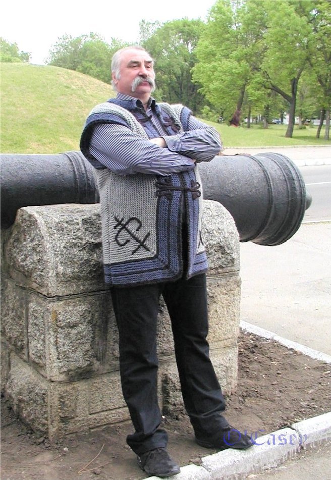O'Casey: Knitting Thoughts and Deeeeeds: HETMAN