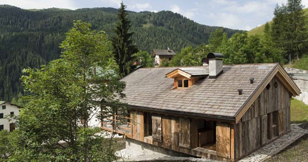  Desain  Rumah  Kayu  Sederhana di  Pegunungan  Desain  Rumah  