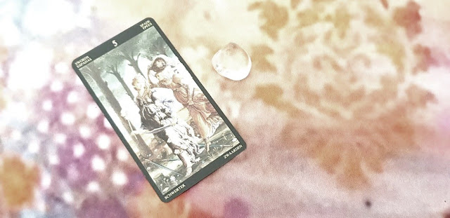 Golden Botticelli Tarot - 5 of Swords Golden Botticelli Tarot - 5 of Swords