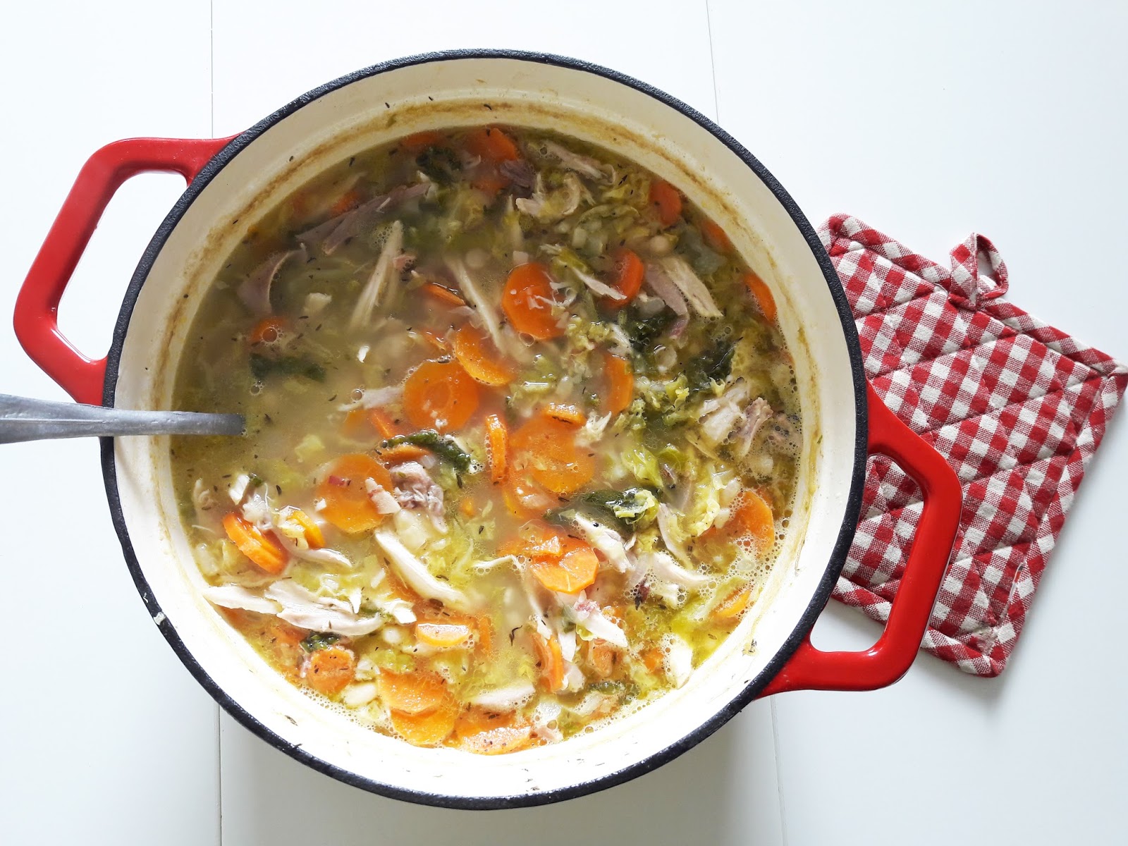 Bouillons et ratatouille Soupe poulet haricots secs