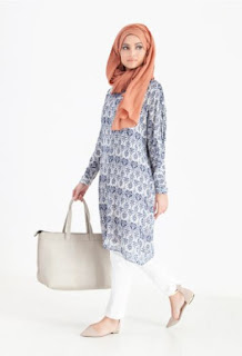 Contoh 17+ Ide Baju Atasan Muslim Trendy yang Menawan dan Fashionable baju atasan muslim trendy menawan dan fashionable Contoh 17+ Ide Baju Atasan Muslim Trendy yang Menawan dan Fashionable
