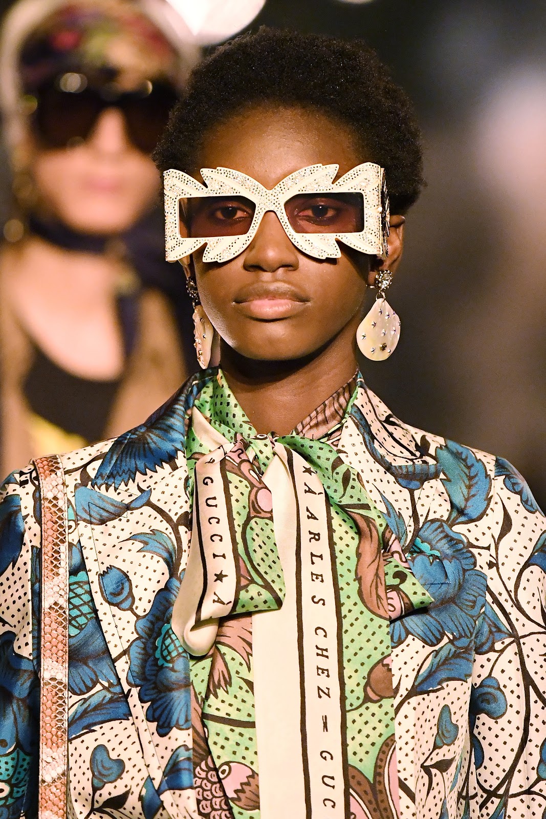 Gucci Resort 2019 Runway Details & backstage | Cool Chic Style Fashion