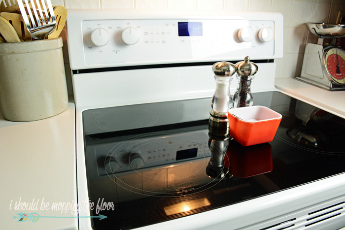 Spring Clean the Kitchen in Ten Easy Steps | Tips & tricks to get the hardest part of spring cleaning (the kitchen) over and done efficiently and quickly.