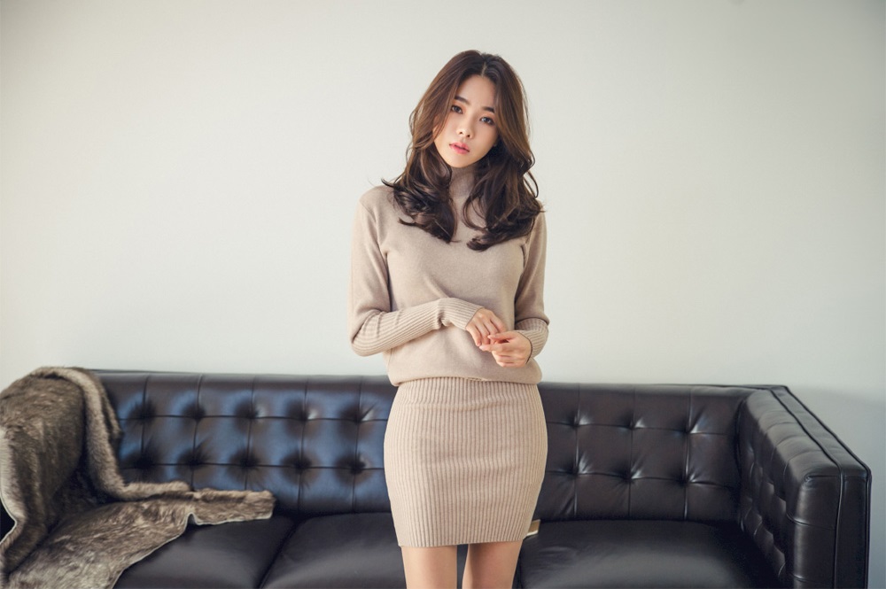 Korean Model An Seo Rin On Magazine - Jan 2017