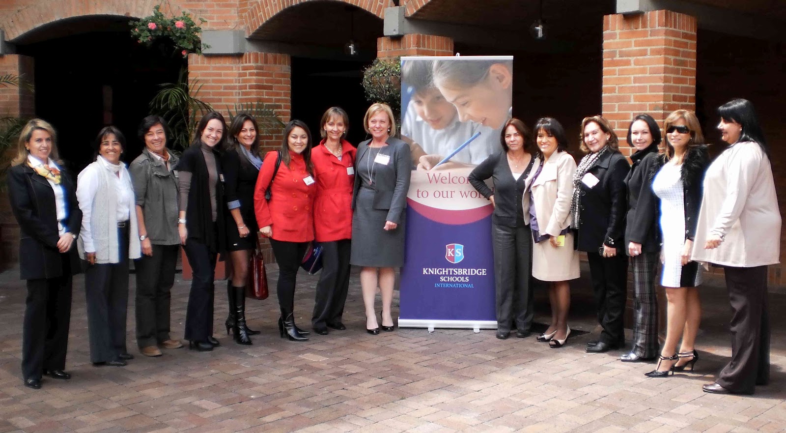 LCKSI Admisiones Knightsbridge Schools International (KSI) presenta