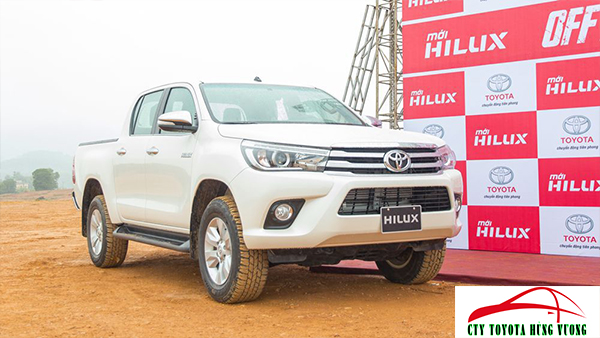 Giá xe, thông số kỹ thuật và đánh giá chi tiết bán tải Toyota Hilux 2018 nhập khẩu - ảnh 3 Giá xe, thông số kỹ thuật và đánh giá chi tiết bán tải Toyota Hilux 2018 nhập khẩu - ảnh 3
