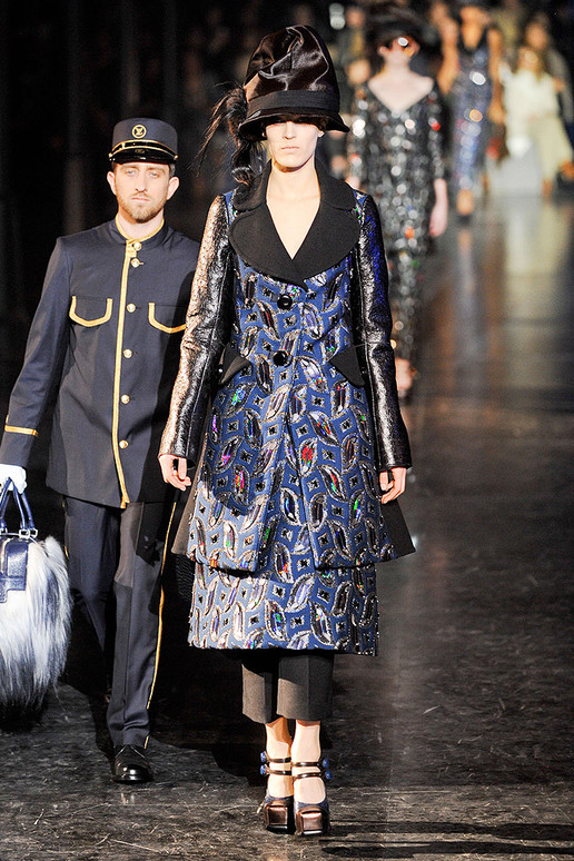 Louis Vuitton gives real women something to celebrate for Fall 2010 -  Gl Diaries