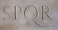 origine image : https://it.wikipedia.org/wiki/SPQR