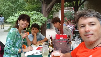 Almoçando nos jardins do Clos Luce, última casa de Leonardo da Vinci