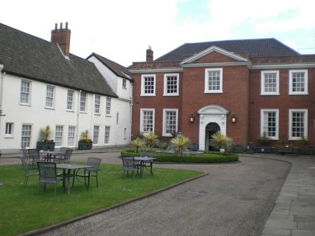 Norwich Writers' Circle's The Write Stuff Blog: Assembly House Art