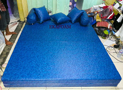 Sofa bed inoac sarung tahan air spon sintetic watterproof