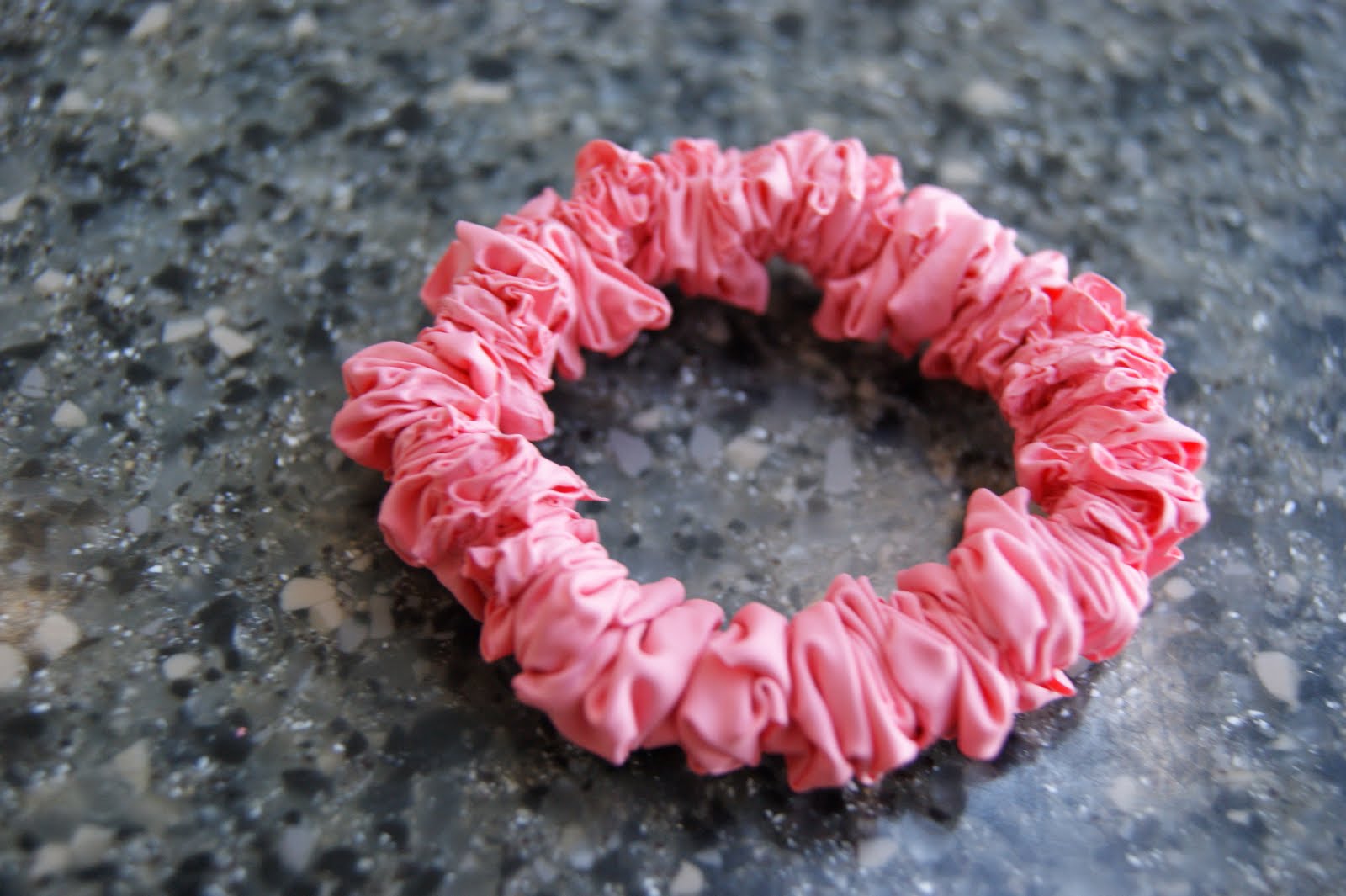 michelle paige blogs: Make Your Own Balloon Bracelets