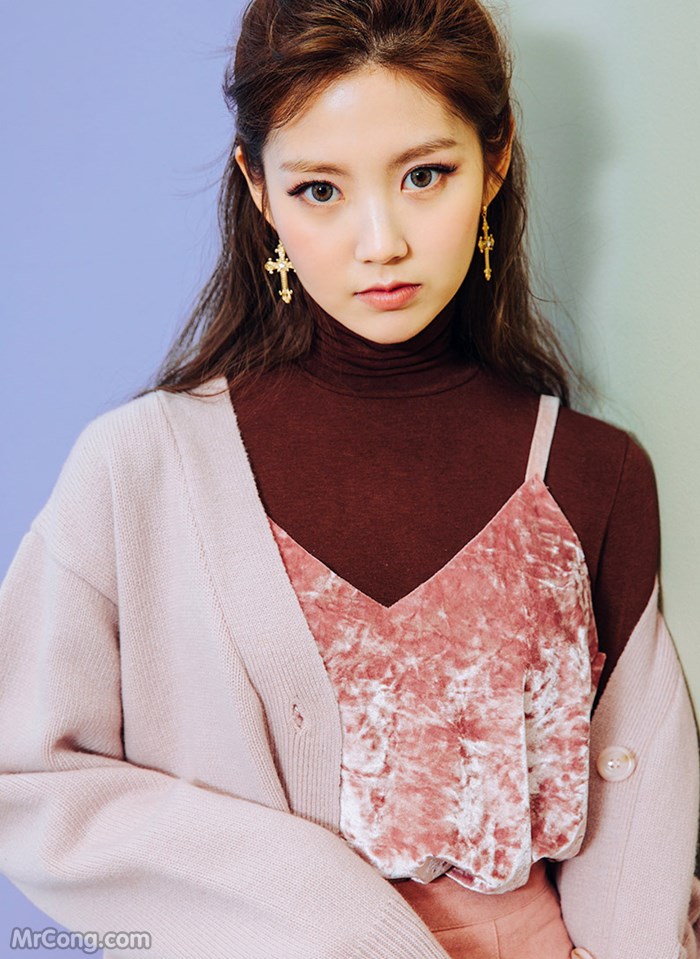 Beautiful Chae Eun in the October 2016 fashion photo series (144 photos) photo 4-7