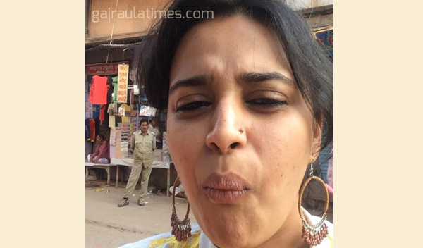 swara-bhaskar-eating-pan-in-amroha-shooting-anarkali-arawali