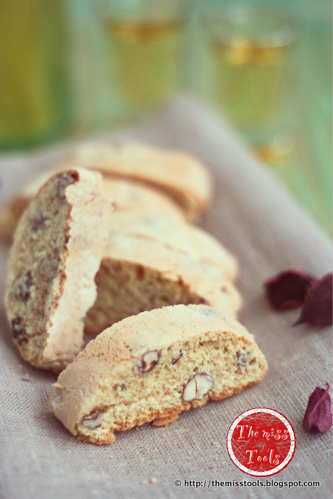 i bis-cotti: cantuccini alle nocciole (senza burro) - hazelnut cantuccini