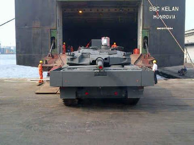 Tank Leopard Tiba di Jakarta Hari Ini  