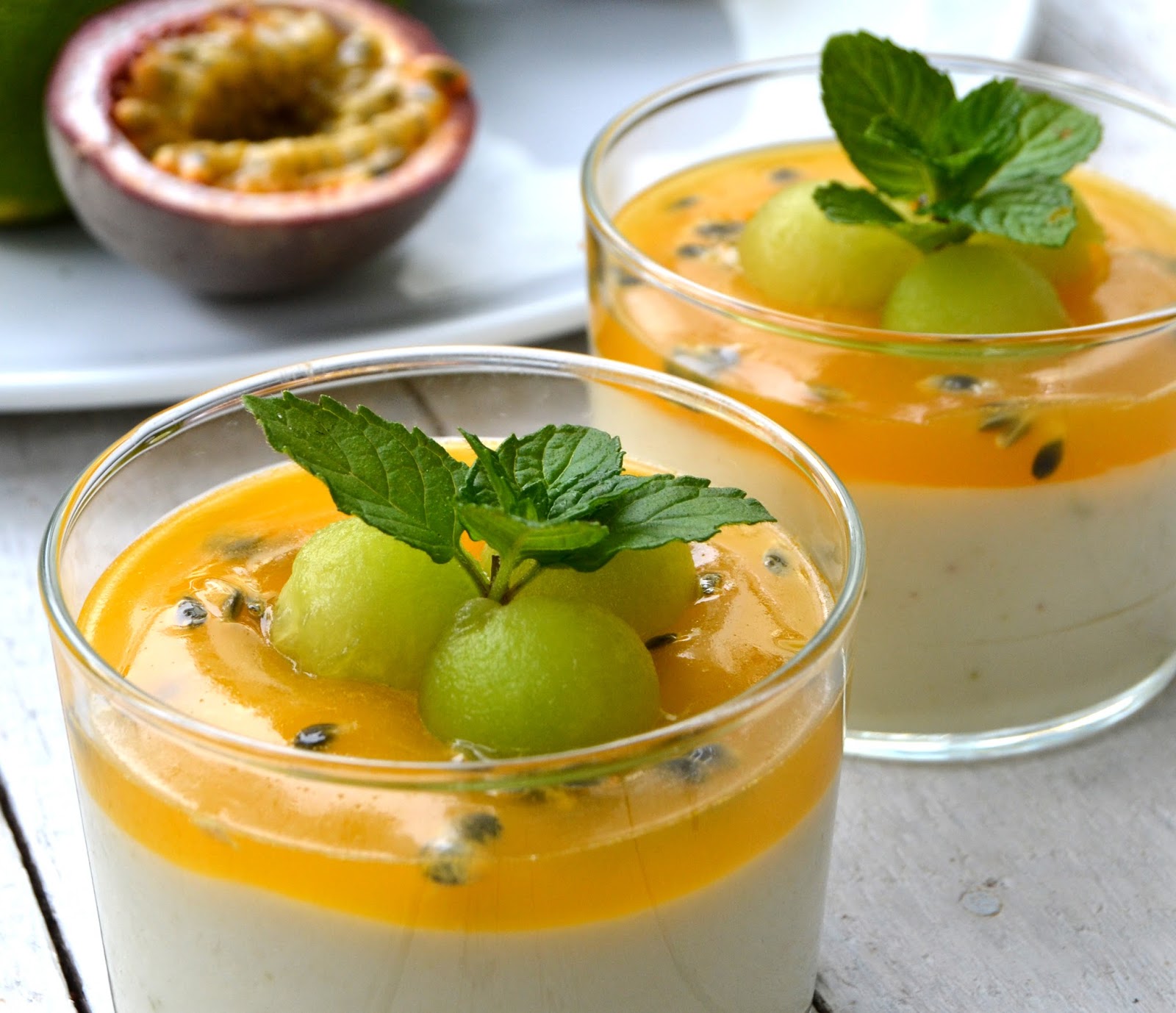 Dessert from Ipanema - Guaven-Limetten-Mousse mit Passionsfrucht-Gelee ... Dessert from Ipanema - Guaven-Limetten-Mousse mit Passionsfrucht-Gelee ...