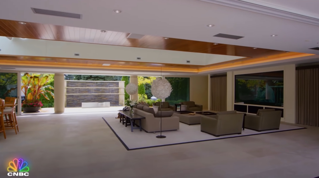 66 Interior Design Photos vs. Michael Jordan's Chicago & Bel Air Mega-Mansions Tour | Secret Lives of The Super Rich