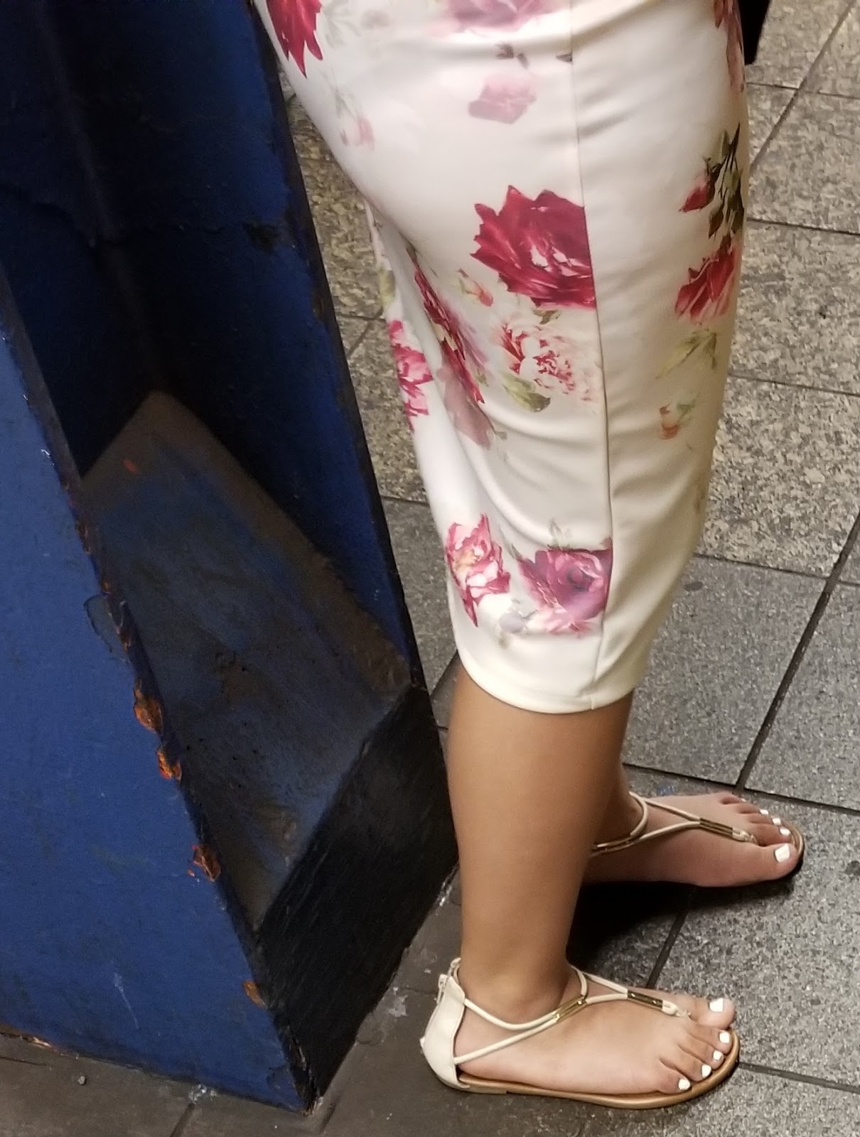 sandals for chubby feet