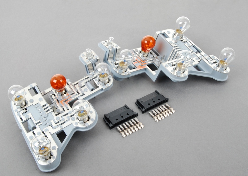 Mercedes w204 tail light holder FIXED!!!