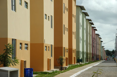 Casas financiadas pela Caixa Casas financiadas pela Caixa