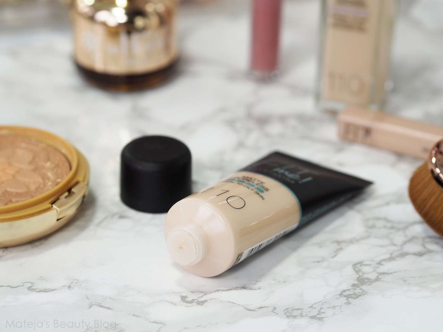Maybelline Fit Me Matte + Poreless (tube version) - Mateja's Beauty Blog