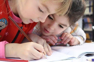 Child Dyslexia Symptoms, Causes, & Treatments Child Dyslexia Symptoms, Causes, & Treatments