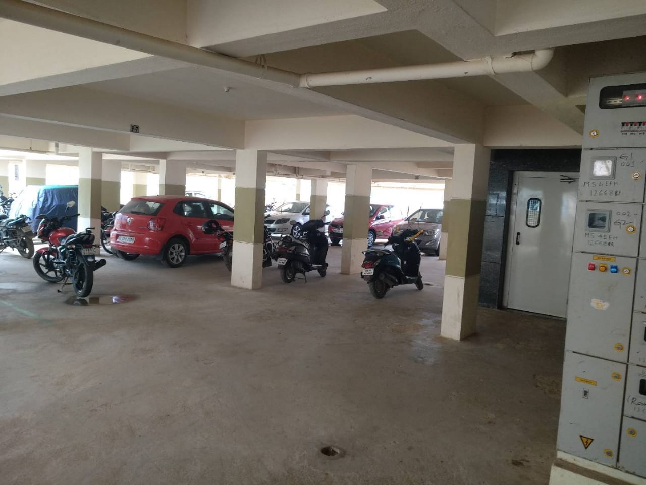 PURVI PRIDE WHITEFIELD IMMADIHALLI BUS STOP (1.5 Kms from white