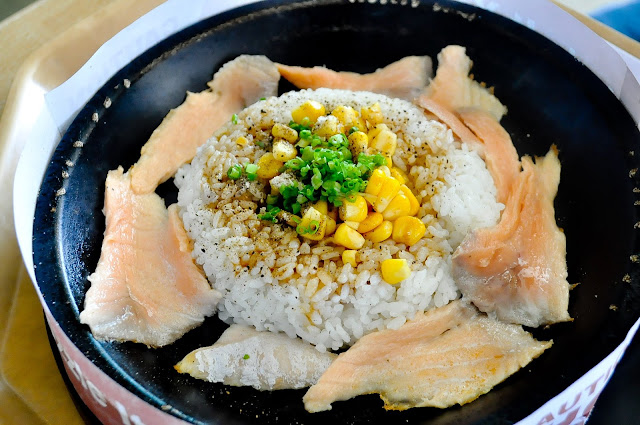 salmon rice with corn