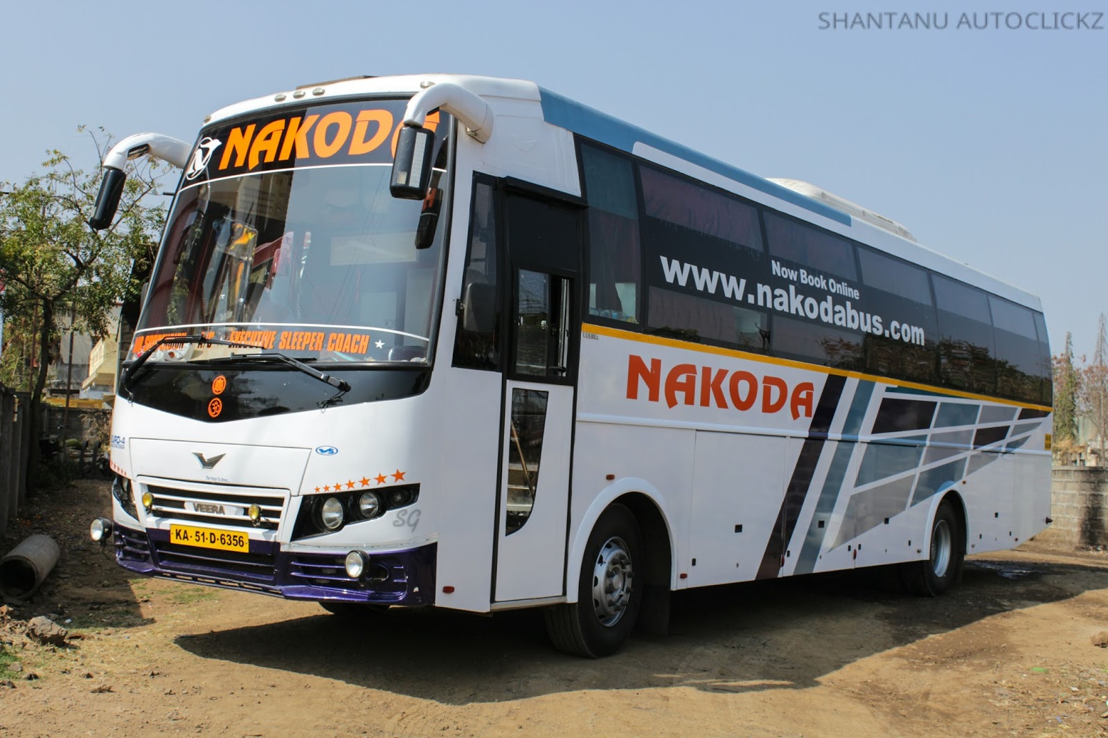 Shantanu Autoclickz Nakoda Travels Ashok Leyland Veera V5 AC Sleeper
