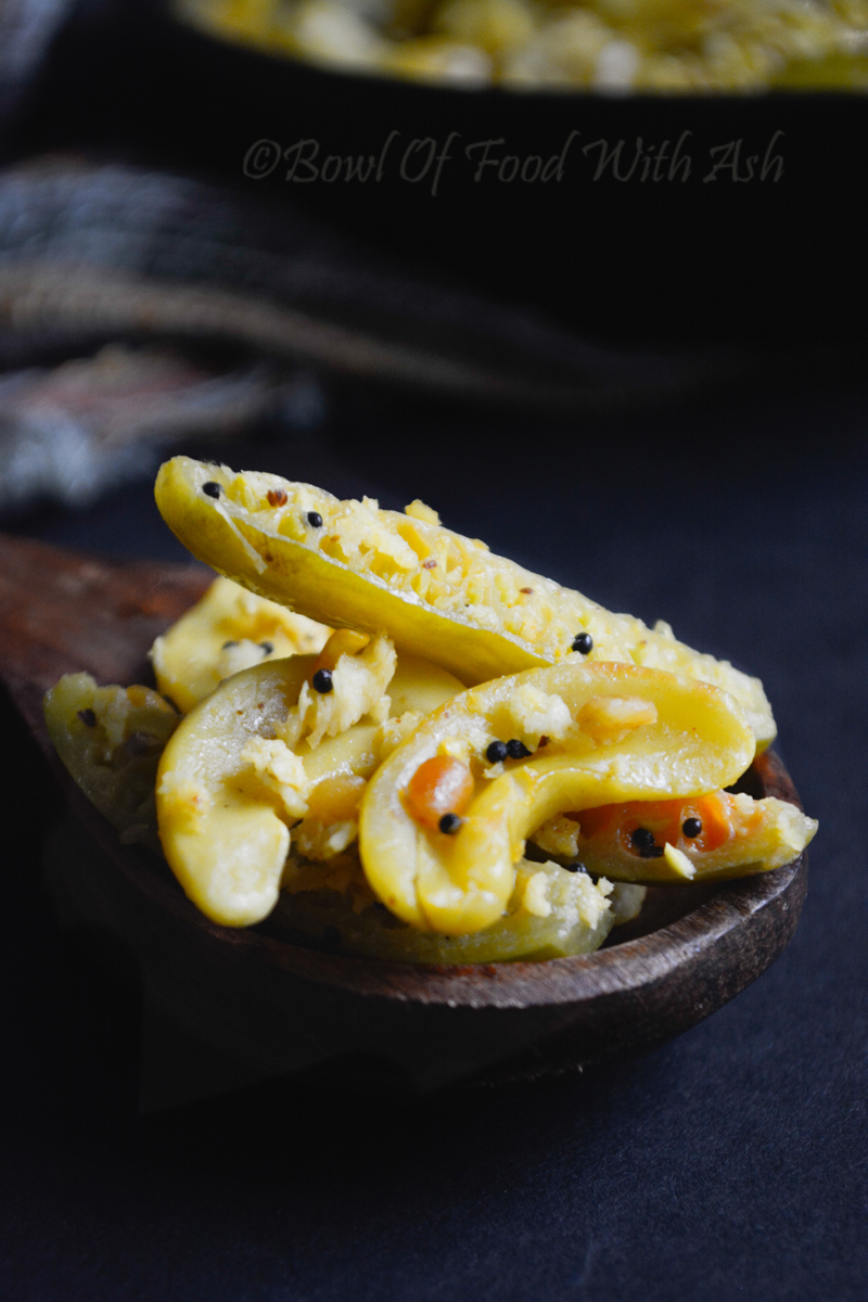 Thondekai Godambi Palya Recipe | How To Make Ivy Gourd Cashew Nut Stir Fry / Tindora Sabji Thondekai Godambi Palya Recipe | How To Make Ivy Gourd Cashew Nut Stir Fry / Tindora Sabji