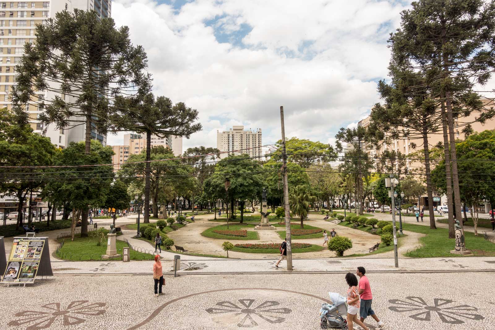 Fotografando Curitiba: Praça Santos Andrade