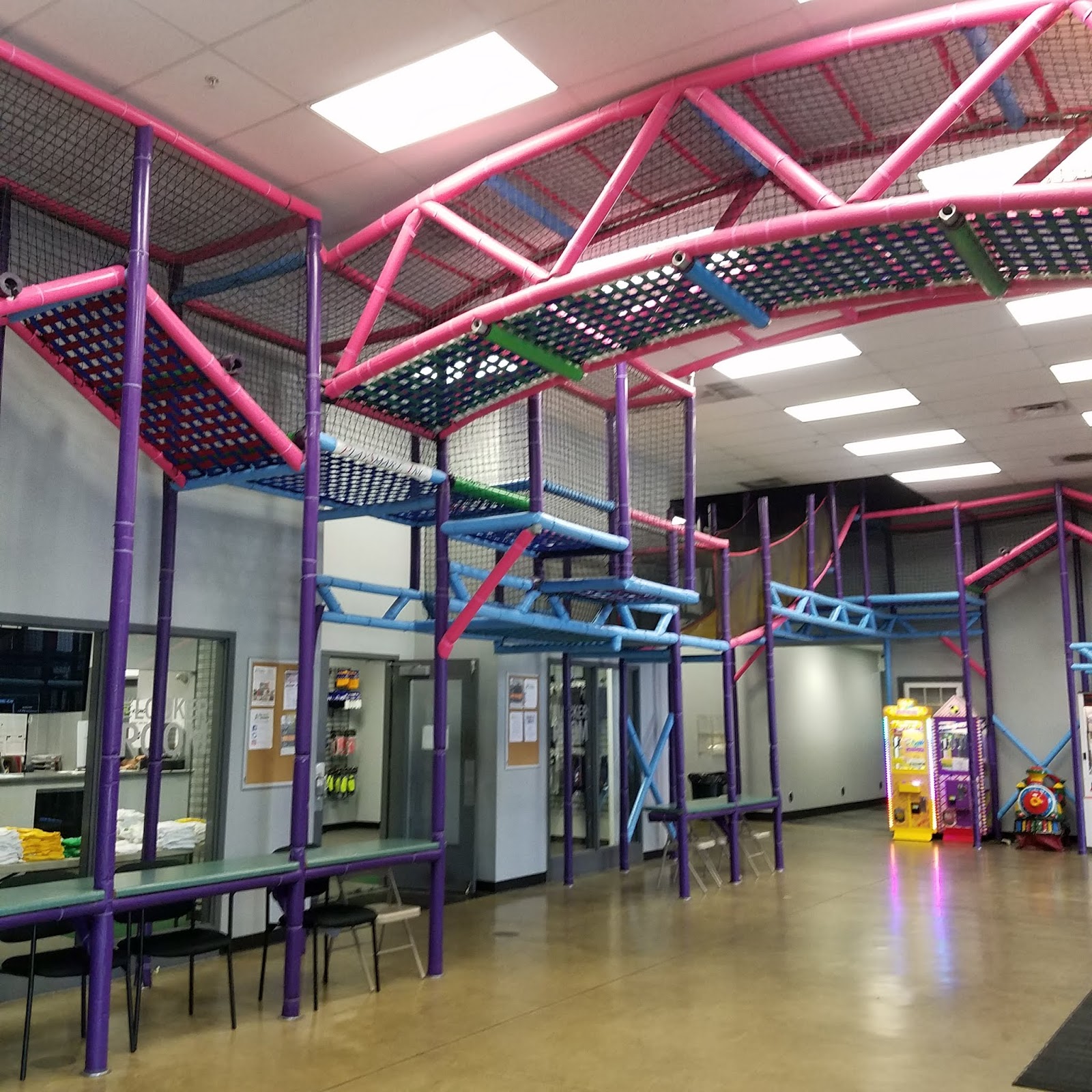 Play St. Louis The Sports Academy, Glen Carbon IL