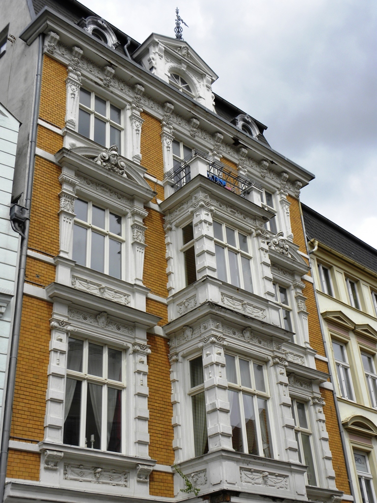 Travels - Ballroom Dancing - Amusement Parks: University square