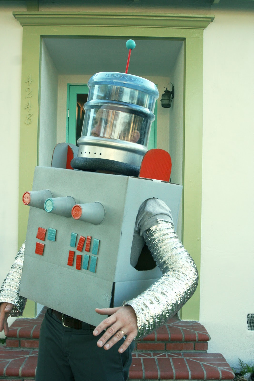 Picnics in the Park: Mr. Roboto: Easy Homemade Robot Costume