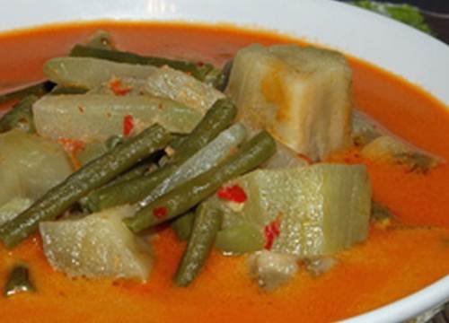 Resep Sayur Terong Kuah Santan Pedas - Jalan dan Makan