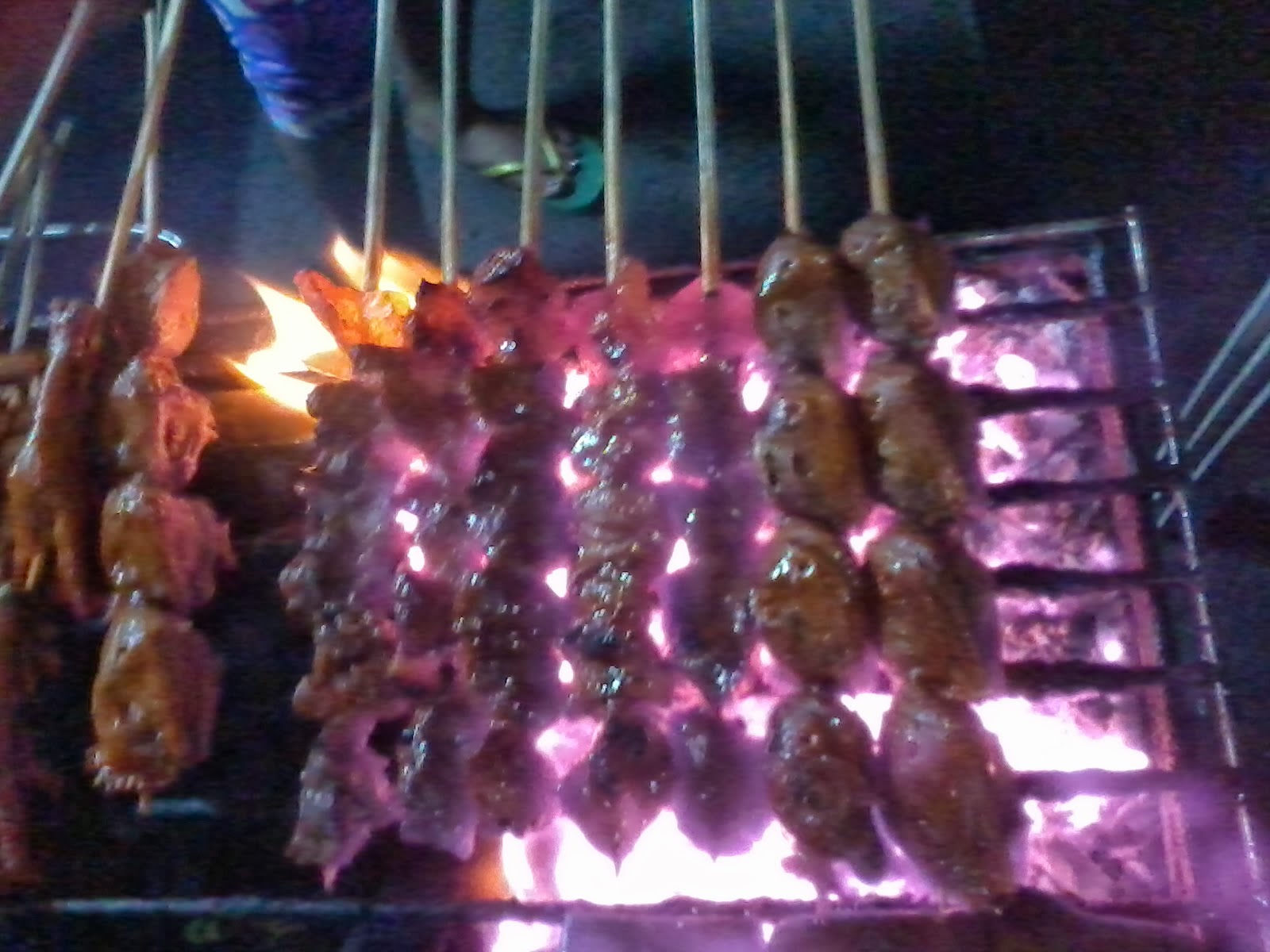 Exotic Woman HELMET/CHICKEN HEAD