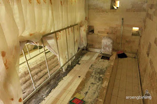 makam siti fatimah binti maimun gresik
