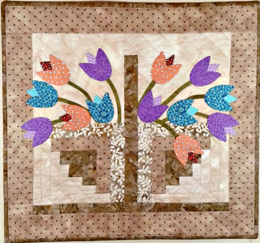 CUT, STITCH + PIECE Monica Curry Quilt Designs Tulip Basket Mini