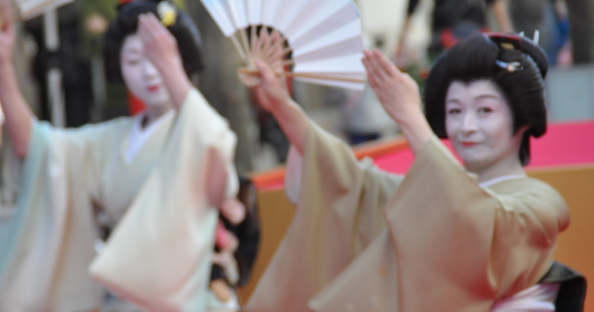 Kanazawa Geisha Girl And Tousenkyou Japanese Traditional Darts